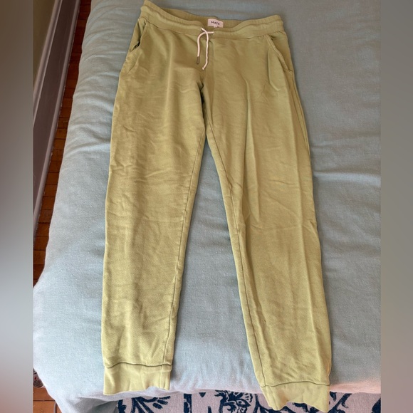 Mate the Label- Terry Classic Jogger in pistachio - Picture 1 of 5